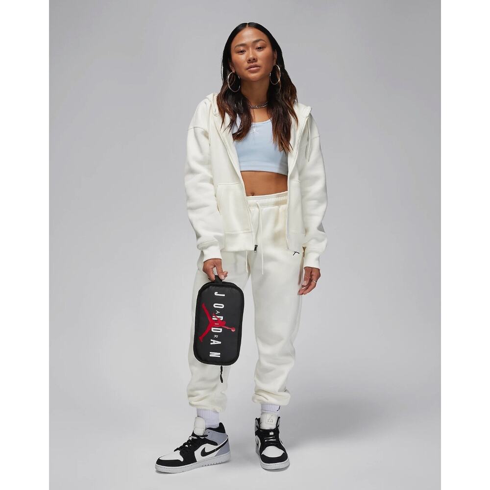 Jordan Travel Dopp Kit Toiletry Bag Black Red Jumpman Logo NWT 9A0473 - Picture 8 of 16